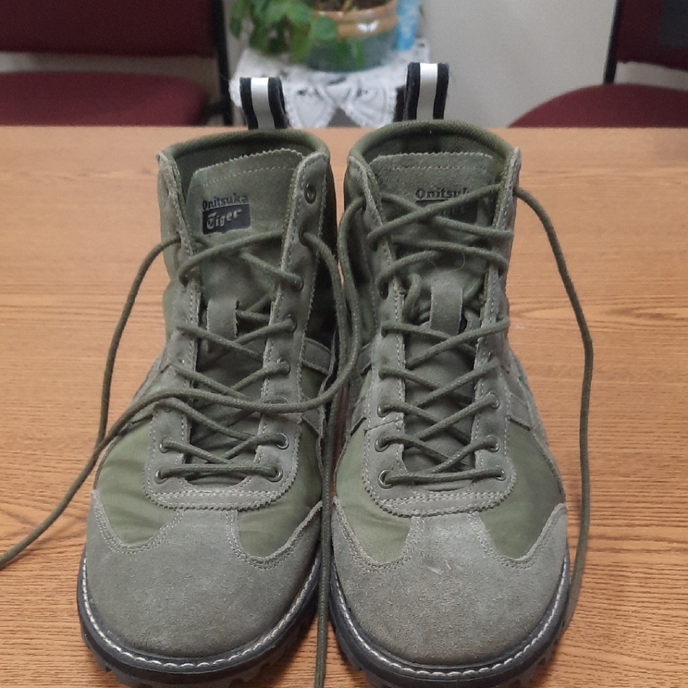 Onitsuka Tiger by Asics Men's Olive Lace-Up Boots